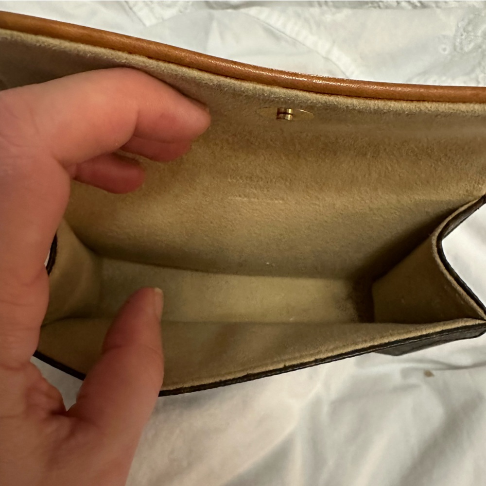 Louis Vuitton Monogram Florentine Pouchette - Picture 9 of 9